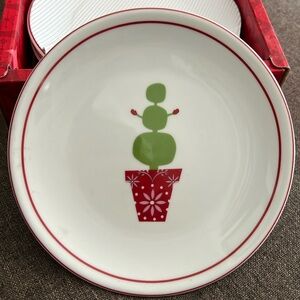 STARBUCKS 2006 SET OF FOUR Dessert Plates